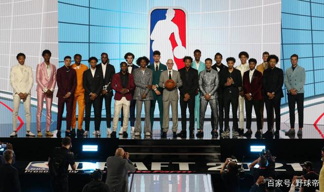 九游娱乐-夏洛特黄蜂内部会议纪要流出：今晨门线救险；NBA常规赛使命明确；年轻球员获得机会的简单介绍